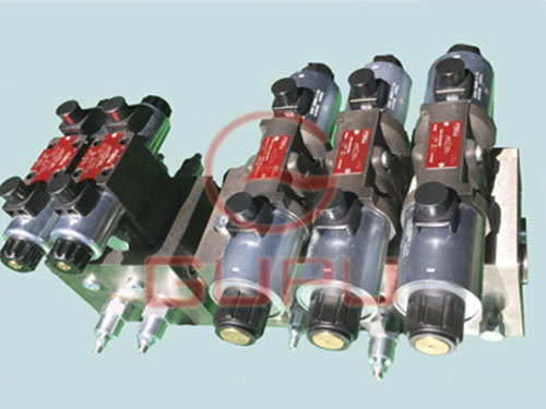 升降和支腿控制閥組